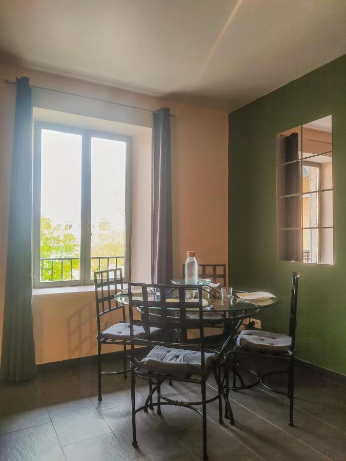 Spacieux Appartement Au Calme 15Min Sud De Lyon Proche Metro Et Gare Confluence Aquarium Gerland Oullins Exterior foto